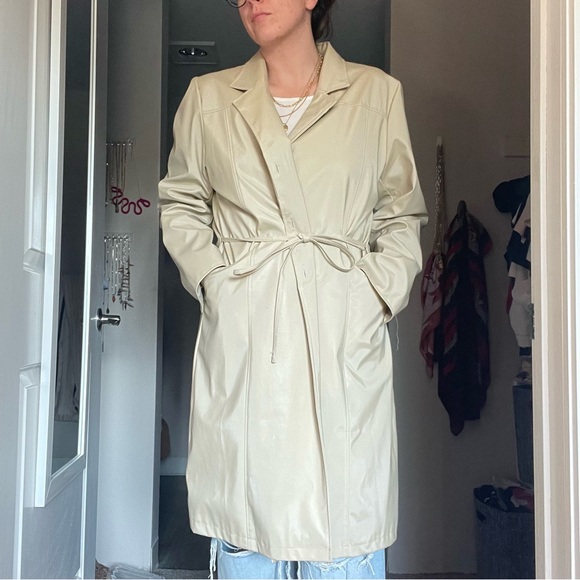 Vintage Trench Coat - Picture 2 of 7